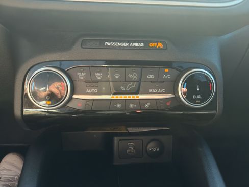 Used 2022 Ford Escape SEL AWD/4WD image 23