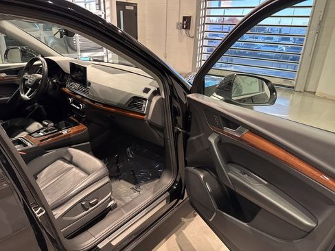 Used 2021 Audi Q5 2.0T Premium image 38