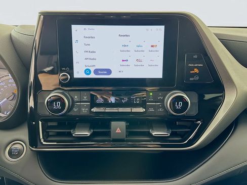 Certified 2024 Toyota Highlander LE image 14