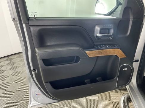 Used 2016 Chevrolet Silverado 1500 LTZ w/ LTZ Plus Package AWD/4WD image 16