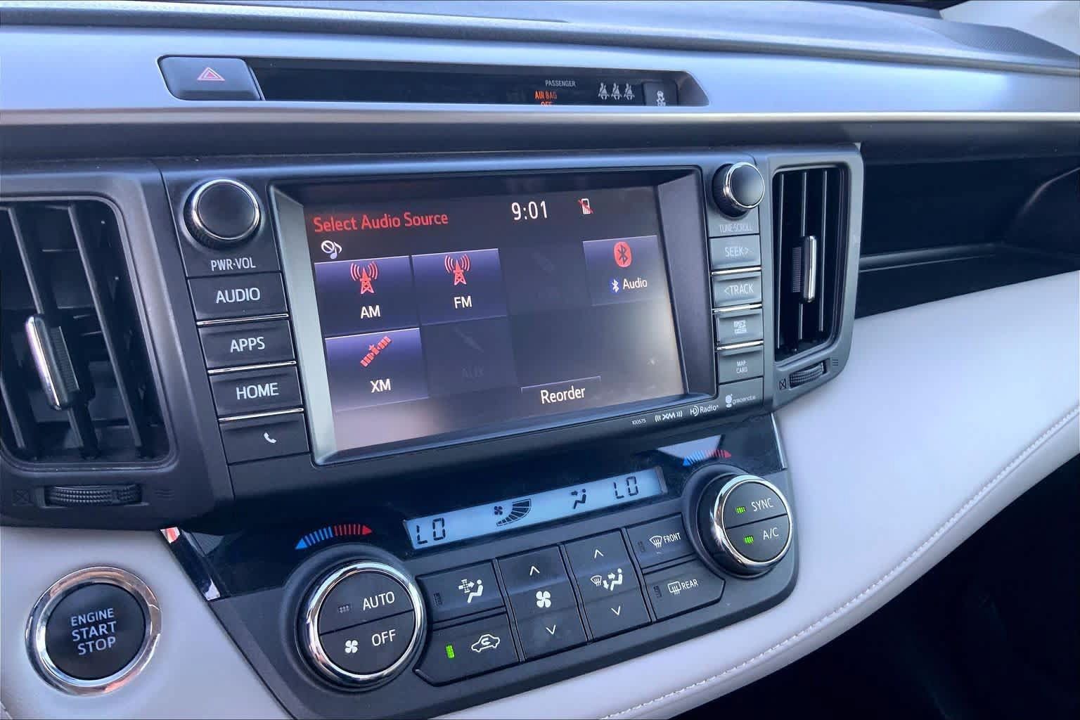 Used 2017 Toyota RAV4 Limited FWD image 33
