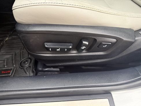 Used 2013 Lexus ES 350 image 20