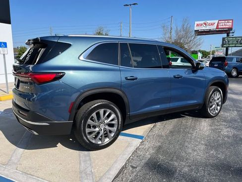 New 2026 Buick Enclave Preferred image 7