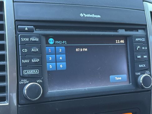 Used 2016 Nissan Frontier SL image 17