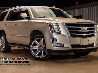 Used 2017 Cadillac Escalade Luxury