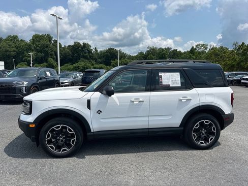 Used 2025 Ford Bronco Sport Outer Banks w/ Outer Banks Tech Package+ AWD/4WD image 4