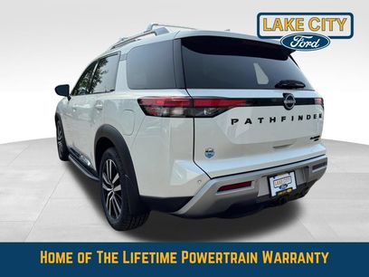 Used 2023 Nissan Pathfinder Platinum w/ Lighting Package (N93)
