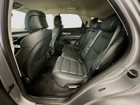 Used 2025 Genesis GV70 2.5T image 28