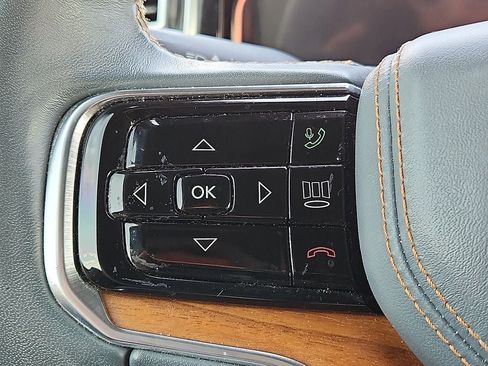 Used 2022 Jeep Grand Wagoneer Series II w/ Convenience Group III AWD/4WD image 27