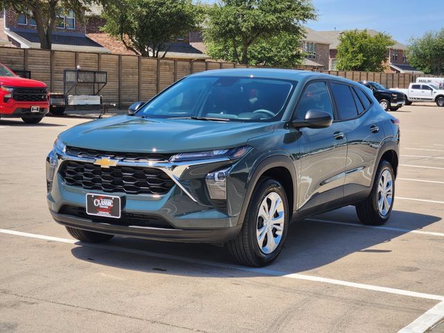Used 2026 Chevrolet Trax LS FWD image 11