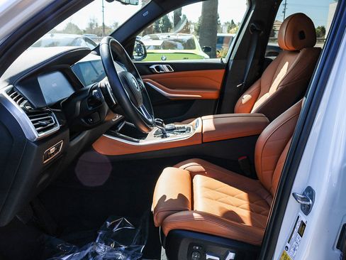 Used 2023 BMW X5 xDrive45e w/ Parking Assistance Package image 17