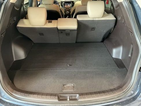 Used 2017 Hyundai Santa Fe Sport image 20