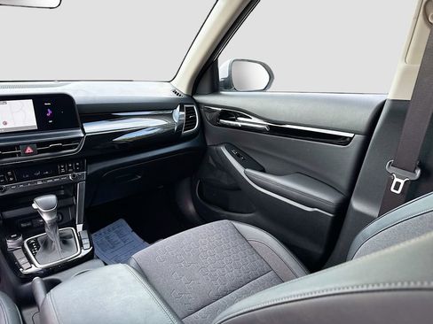 Used 2024 Kia Seltos S image 24