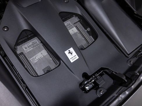 Used 2023 Ferrari 812 GTS image 66