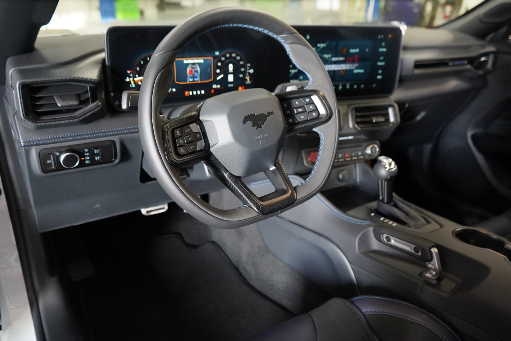 New 2026 Ford Mustang Dark Horse RWD image 16