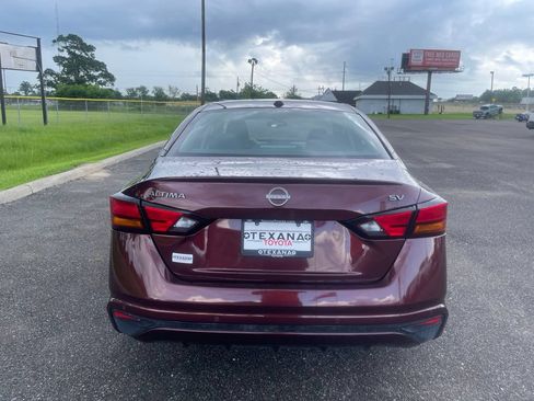 Used 2023 Nissan Altima 2.5 SV FWD image 7