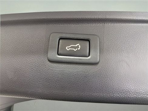 Used 2015 Subaru Outback 3.6R Limited image 40