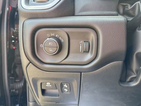 New 2026 RAM 1500 4x4 Crew Cab image 27