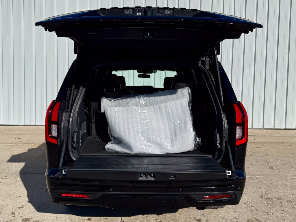 New 2025 Ford Expedition Platinum w/ Stealth Performance Package AWD/4WD image 16