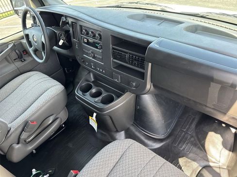 New 2026 Chevrolet Express 2500 w/ Driver Convenience Package RWD image 29