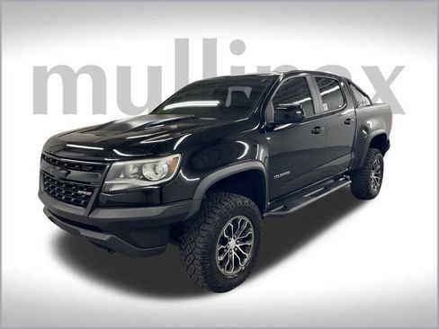 Used 2018 Chevrolet Colorado ZR2 w/ LPO, Door Decal Package image 14