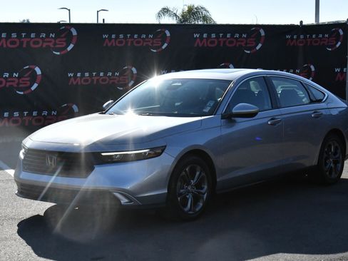 Used 2023 Honda Accord EX image 3