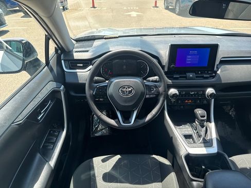 Used 2024 Toyota RAV4 XLE w/ Convenience Package AWD/4WD image 11