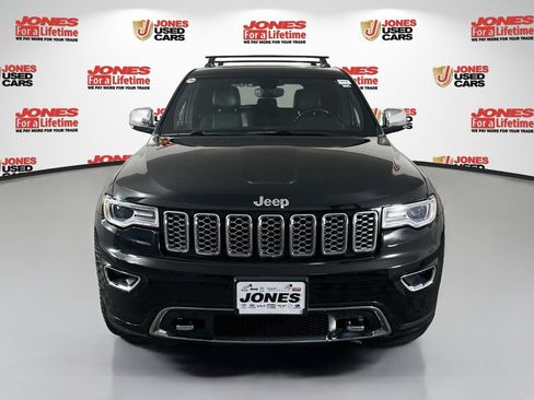 Used 2018 Jeep Grand Cherokee Overland AWD/4WD image 14
