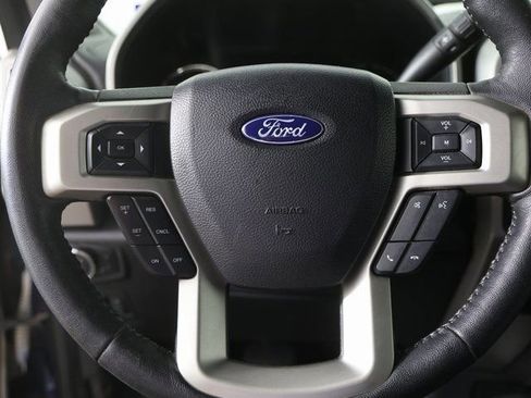 Used 2020 Ford F150 Lariat image 13