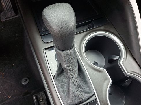 Certified 2022 Toyota Camry LE image 15