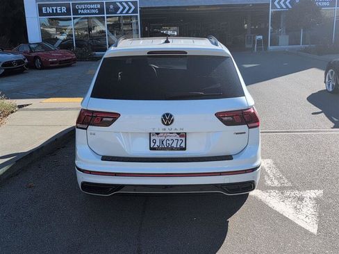 Used 2024 Volkswagen Tiguan SE R-Line AWD/4WD image 7