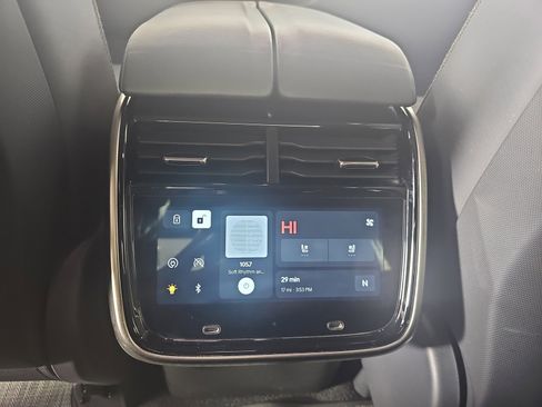 Used 2022 Rivian R1T Launch Edition image 29