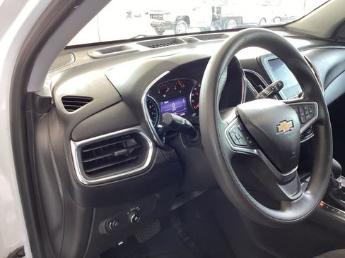 Used 2023 Chevrolet Equinox LT image 9