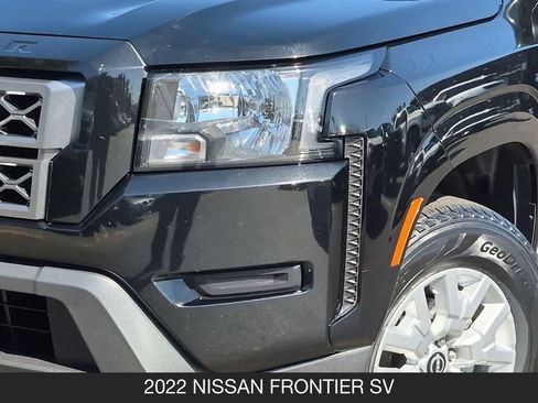 Used 2022 Nissan Frontier SV AWD/4WD image 10