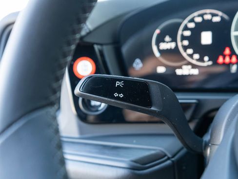 Used 2025 Porsche Cayenne GTS image 20