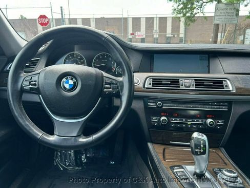 Used 2012 BMW 750i xDrive AWD/4WD image 41