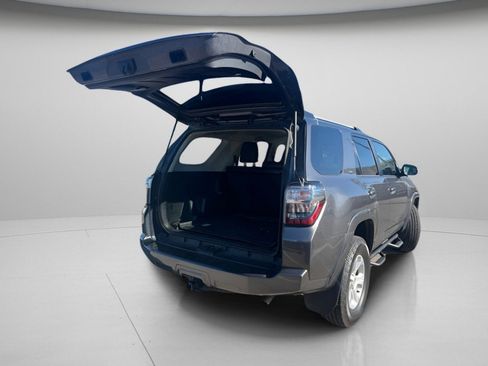 Used 2022 Toyota 4Runner SR5 Premium AWD/4WD image 6