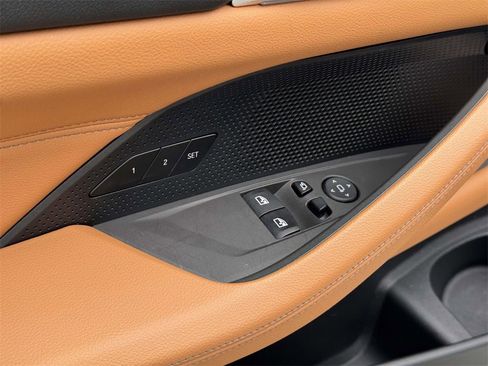 Certified 2025 BMW 430i xDrive Coupe w/ Convenience Package image 13