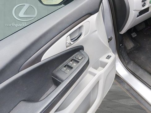 Used 2017 Honda Pilot EX-L image 9