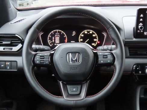 Certified 2023 Honda Pilot TrailSport image 22