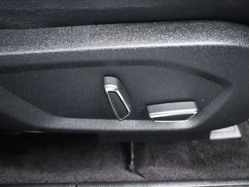 Used 2017 Ford Fusion SE image 41