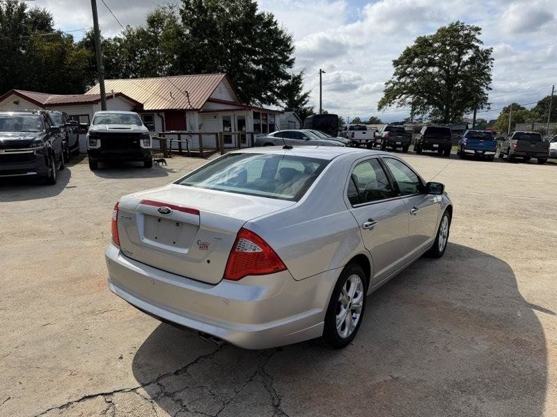 Used 2012 Ford Fusion SE FWD image 5