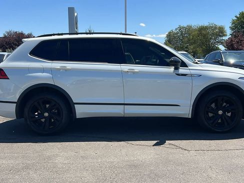 Certified 2024 Volkswagen Tiguan SE R-Line AWD/4WD image 4