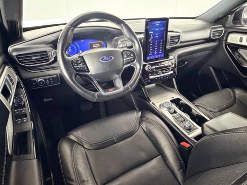 Used 2021 Ford Explorer ST w/ Equipment Group 401A AWD/4WD image 15