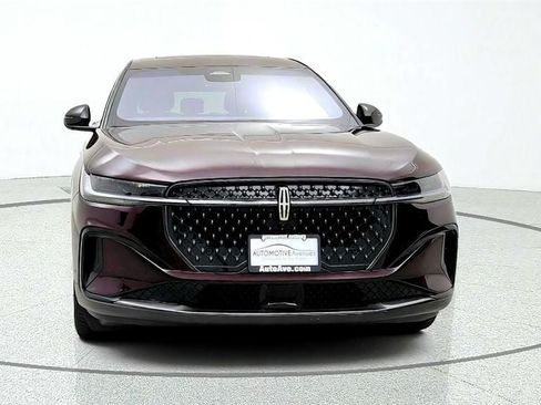 Used 2024 Lincoln Nautilus Premier w/ Equipment Group 102A AWD/4WD image 2