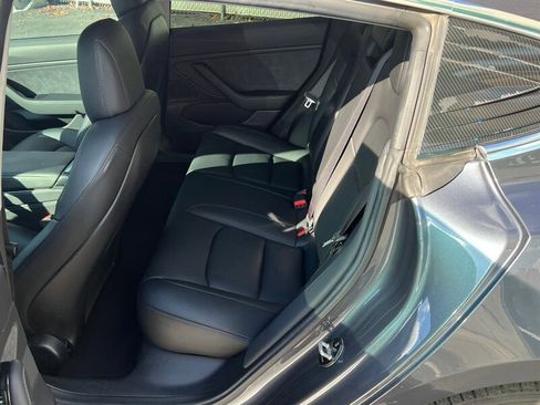Used 2019 Tesla Model 3 Long Range image 19