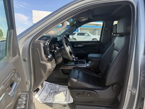 Used 2023 Chevrolet Silverado 1500 LTZ AWD/4WD image 8