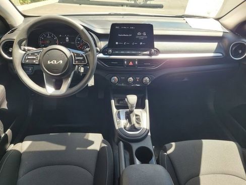 Certified 2023 Kia Forte LXS FWD image 9