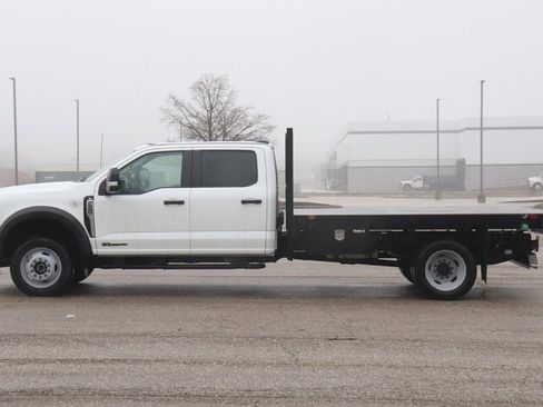 Used 2024 Ford F550 4x4 Crew Cab Super Duty image 5