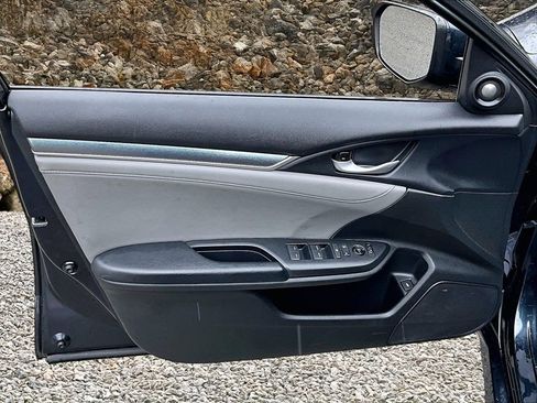 Used 2018 Honda Civic Touring image 20